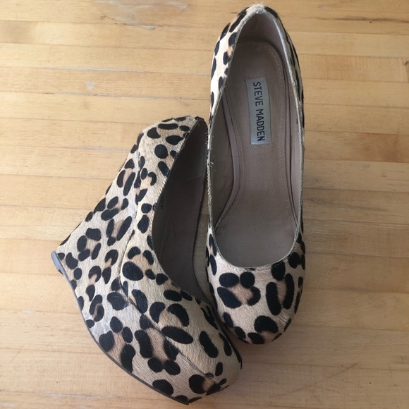 Steve Madden Pammyy Leopard 7.5 wedges - Picture 3 of 10